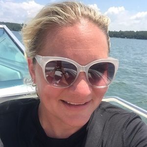 Meet your Posher, Teresa